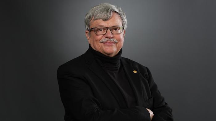 Direktion Porträt Dommann